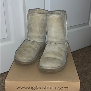 Uggs kids classic